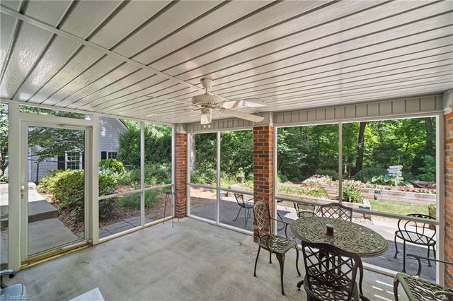 4281 Bower Lane, Winston-salem, NC 27104