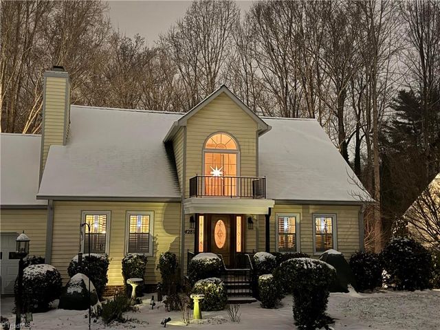 4281 Bower Lane, Winston-salem, NC 27104