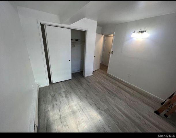 16 Knowles St 1st Floor, Yonkers, NY 10705