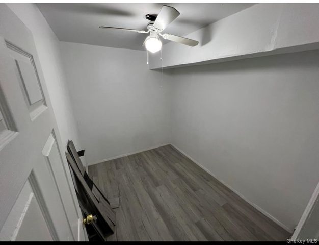 16 Knowles St 1st Floor, Yonkers, NY 10705