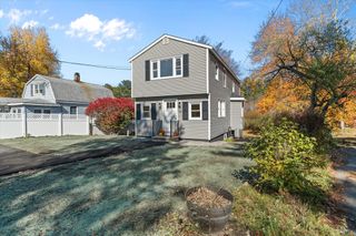 151 Grove Ave, Wilmington, MA 01887
