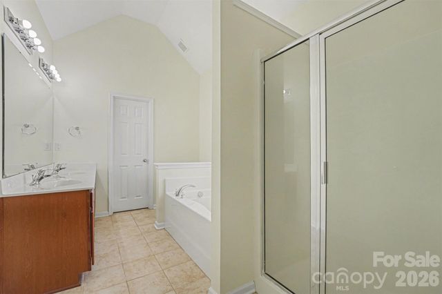 1604 Swan Drive, Charlotte, NC 28216