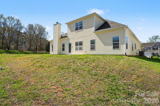 1604 Swan Drive, Charlotte, NC 28216