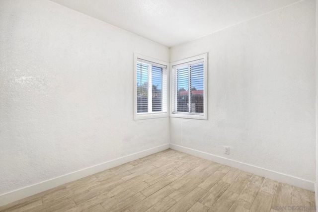 905 W Washington Ave, El Cajon, CA 92020