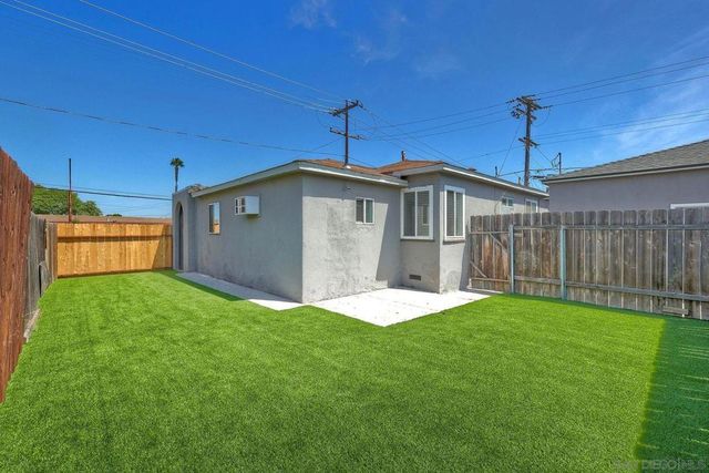 905 W Washington Ave, El Cajon, CA 92020
