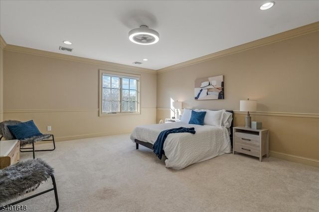 240 Oak Grove Rd, Franklin Twp., NJ 08867