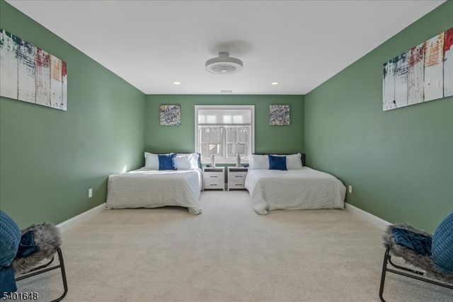 240 Oak Grove Rd, Franklin Twp., NJ 08867