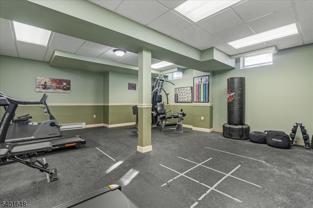 240 Oak Grove Rd, Franklin Twp., NJ 08867