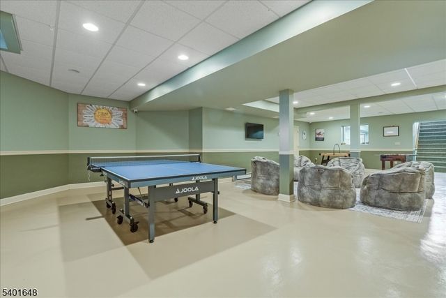 240 Oak Grove Rd, Franklin Twp., NJ 08867