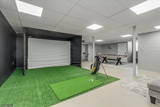 240 Oak Grove Rd, Franklin Twp., NJ 08867