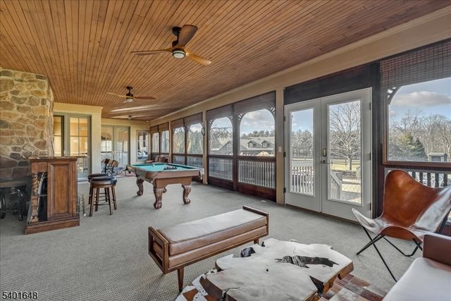 240 Oak Grove Rd, Franklin Twp., NJ 08867