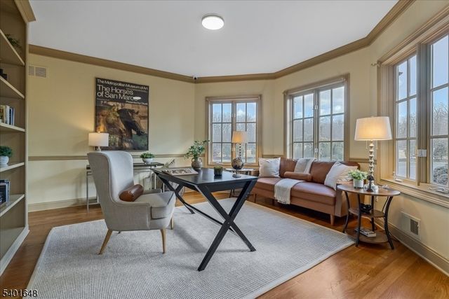 240 Oak Grove Rd, Franklin Twp., NJ 08867