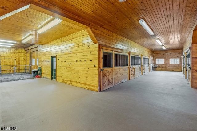 240 Oak Grove Rd, Franklin Twp., NJ 08867