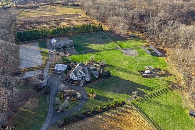 240 Oak Grove Rd, Franklin Twp., NJ 08867