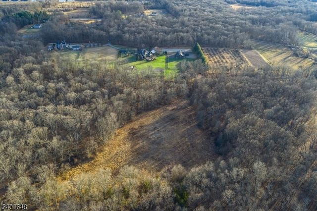 240 Oak Grove Rd, Franklin Twp., NJ 08867