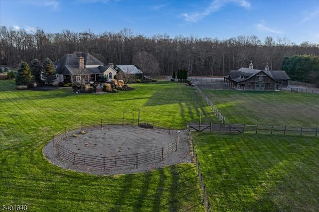 240 Oak Grove Rd, Franklin Twp., NJ 08867