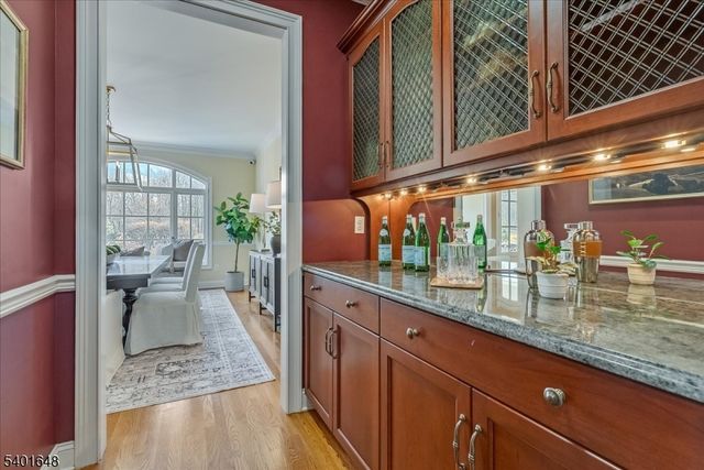 240 Oak Grove Rd, Franklin Twp., NJ 08867