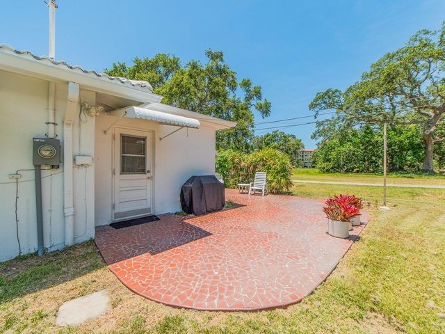 14245 93RD AVENUE, Seminole, FL 33776