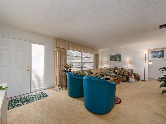 14245 93RD AVENUE, Seminole, FL 33776