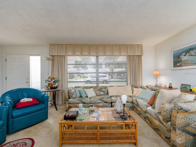 14245 93RD AVENUE, Seminole, FL 33776