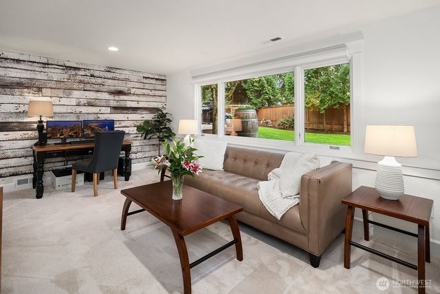 2605 234th Avenue NE, Sammamish, WA 98074