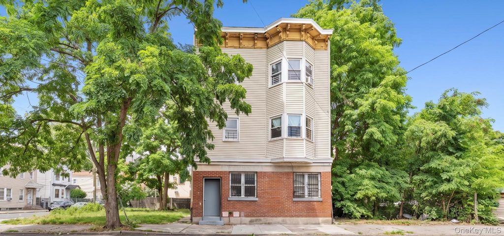 113 Herriot Street, Yonkers, NY 10701