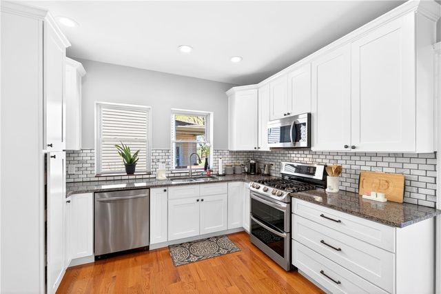 913 Nevin Ave, Sewickley, PA 15143