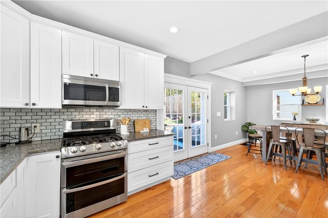 913 Nevin Ave, Sewickley, PA 15143