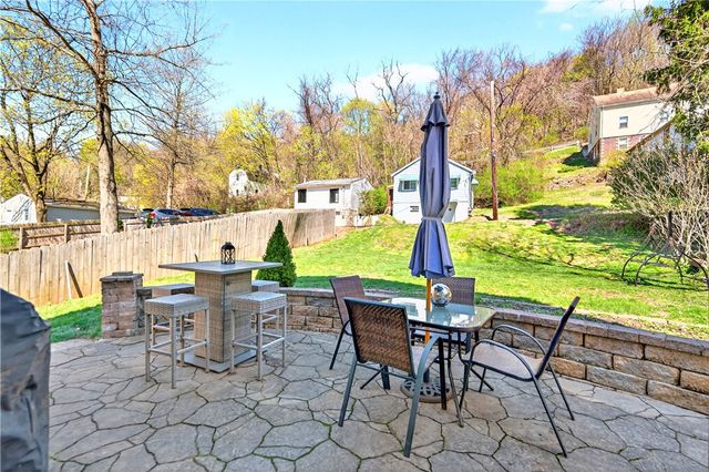 913 Nevin Ave, Sewickley, PA 15143
