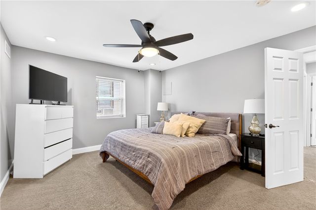 913 Nevin Ave, Sewickley, PA 15143