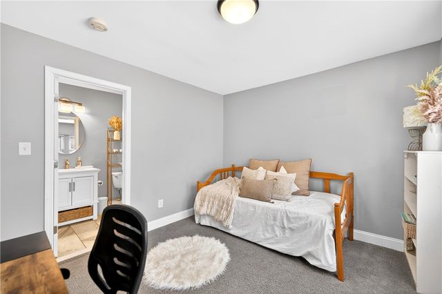 913 Nevin Ave, Sewickley, PA 15143