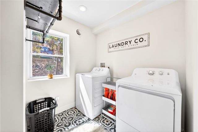 913 Nevin Ave, Sewickley, PA 15143