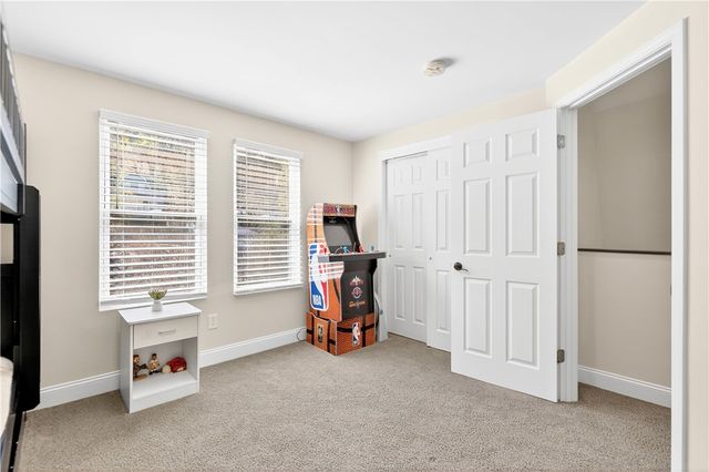 913 Nevin Ave, Sewickley, PA 15143