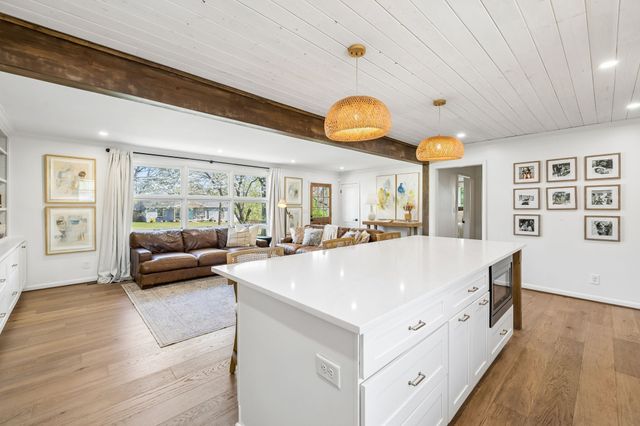 383 Blackman Rd, Nashville, TN 37211