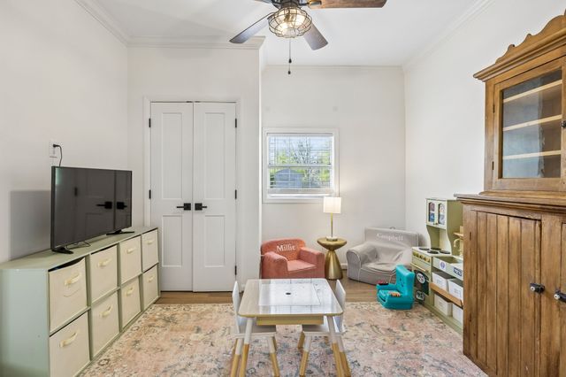 383 Blackman Rd, Nashville, TN 37211