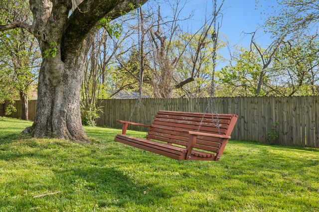 383 Blackman Rd, Nashville, TN 37211