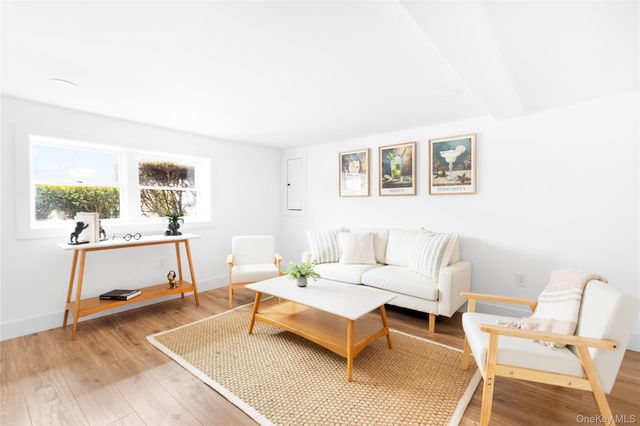 43 Circuit Road, Bellport Village, NY 11713