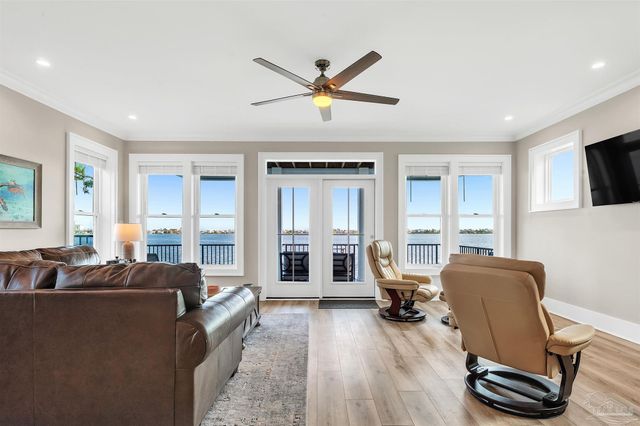 1133 Water Oaks Cir, Gulf Shores, AL 36542