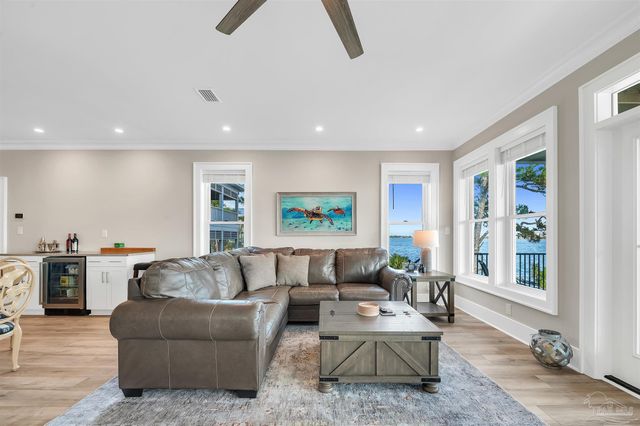 1133 Water Oaks Cir, Gulf Shores, AL 36542