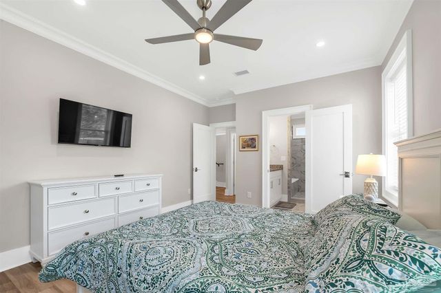 1133 Water Oaks Cir, Gulf Shores, AL 36542