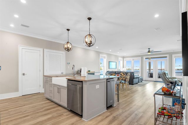 1133 Water Oaks Cir, Gulf Shores, AL 36542
