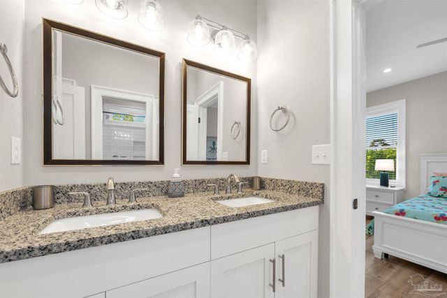 1133 Water Oaks Cir, Gulf Shores, AL 36542