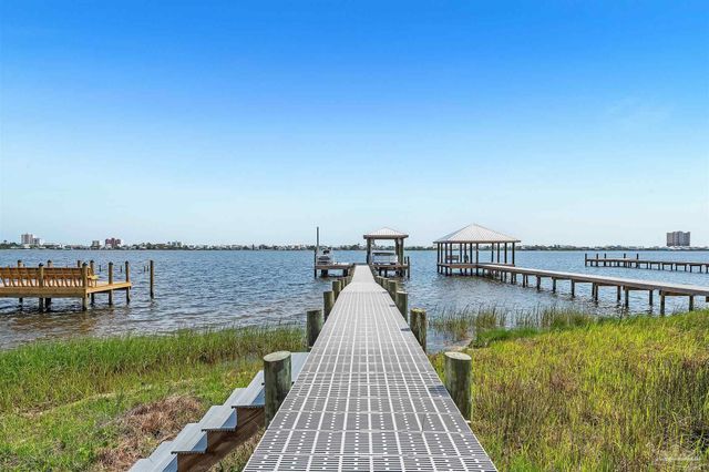 1133 Water Oaks Cir, Gulf Shores, AL 36542