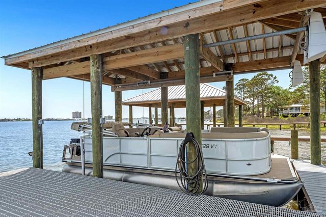 1133 Water Oaks Cir, Gulf Shores, AL 36542
