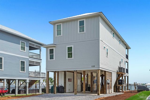 1133 Water Oaks Cir, Gulf Shores, AL 36542