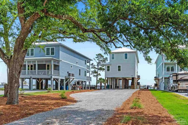 1133 Water Oaks Cir, Gulf Shores, AL 36542