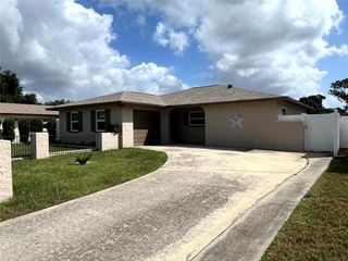 1403 STONEHAVEN WAY, Tarpon Springs, FL 34689