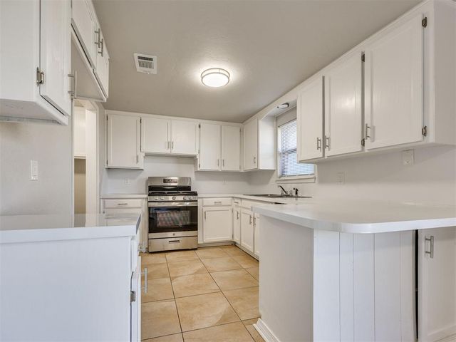 3121 SW 83rd Street, Oklahoma City, OK 73159