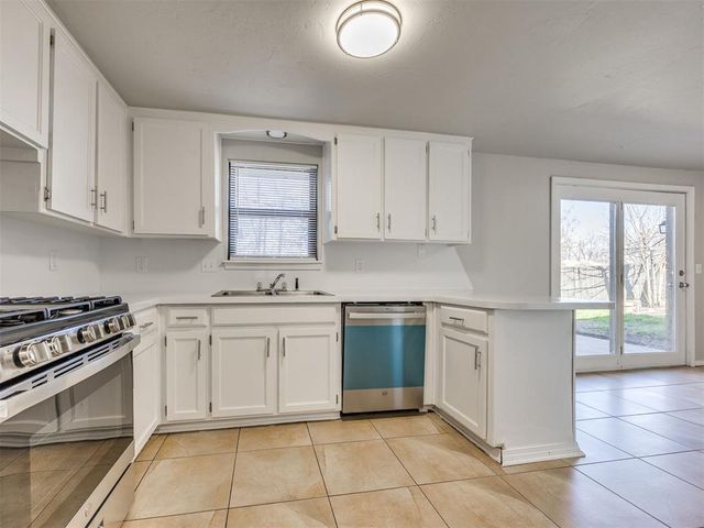 3121 SW 83rd Street, Oklahoma City, OK 73159