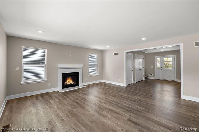 2600 Collegewood Street, Ypsilanti, MI 48197